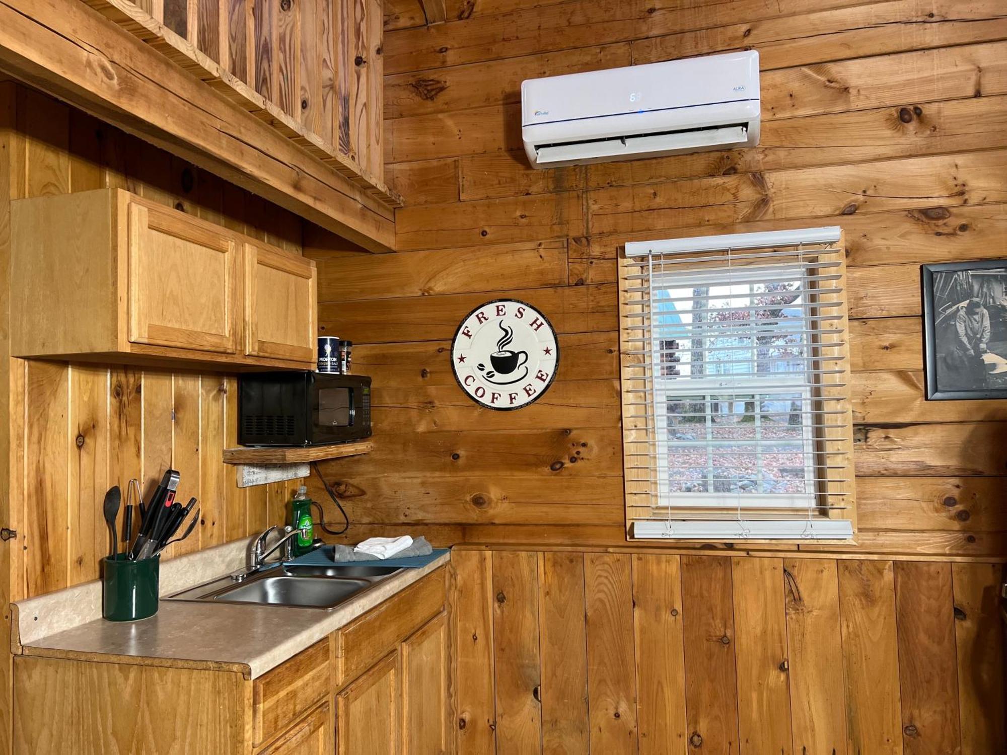 Kozy Haven Log Cabin Rentals Columbia ภายนอก รูปภาพ
