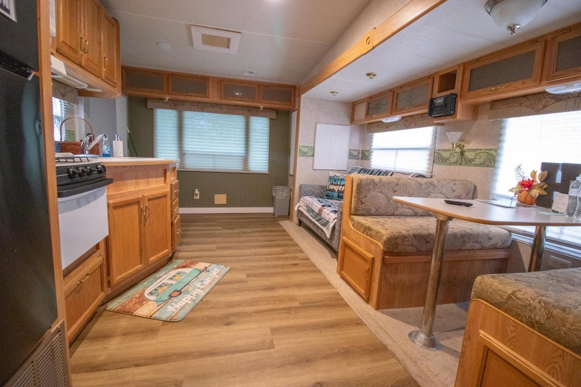 Kozy Haven Log Cabin Rentals Columbia ภายนอก รูปภาพ
