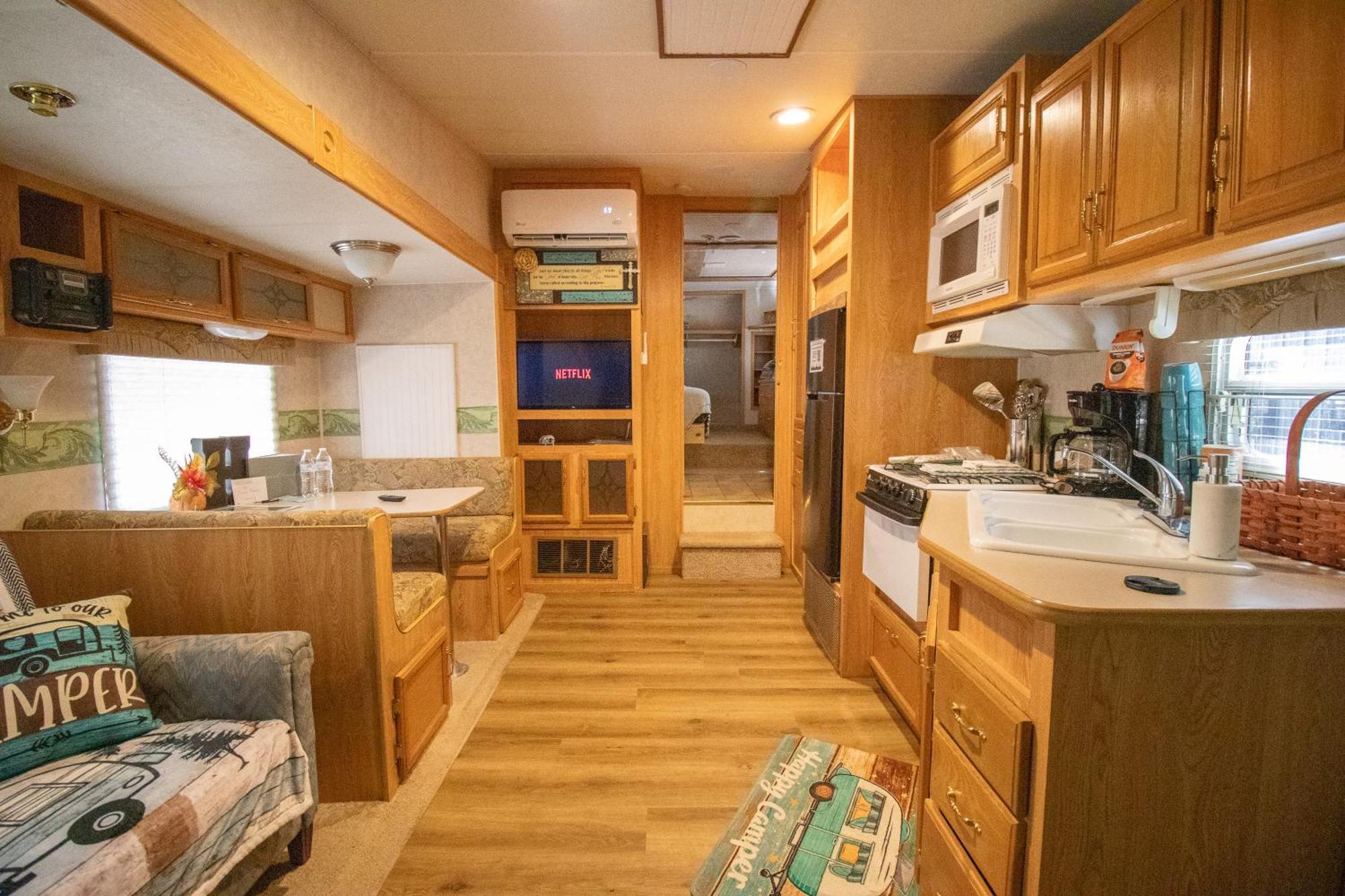 Kozy Haven Log Cabin Rentals Columbia ภายนอก รูปภาพ