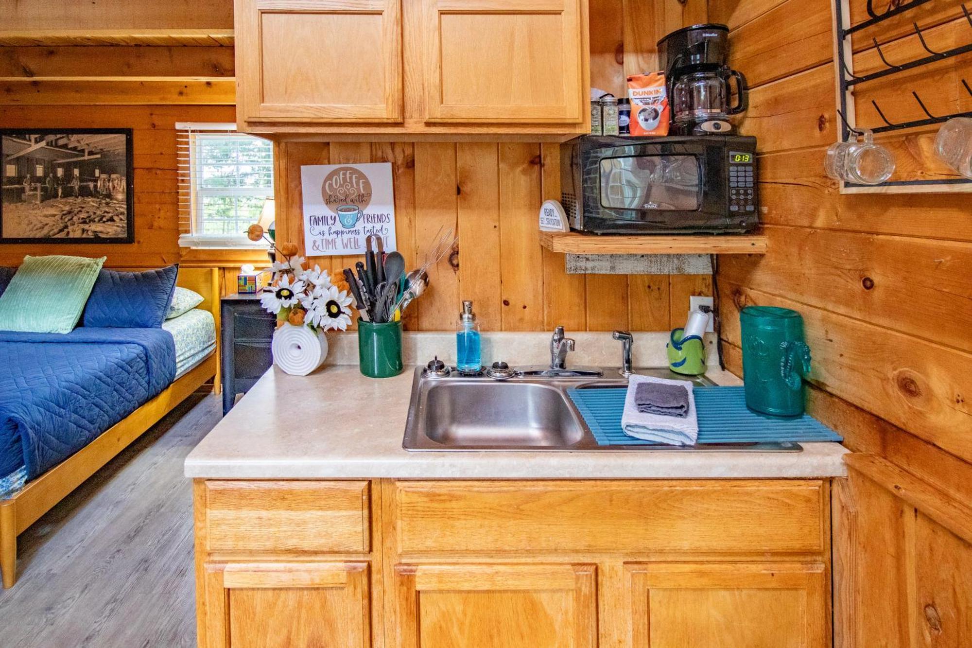 Kozy Haven Log Cabin Rentals Columbia ภายนอก รูปภาพ